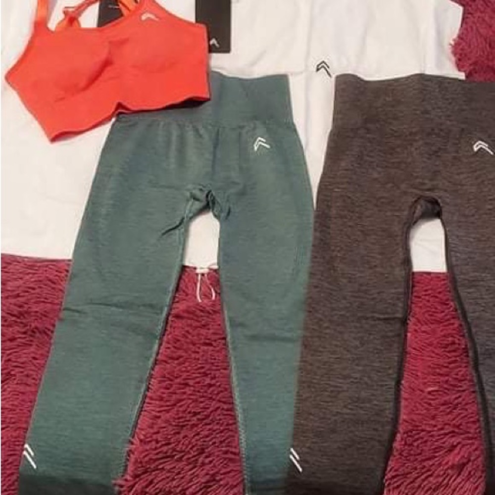 Oner active bundle: 2 pairs of leggings, no sports bra